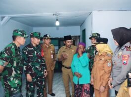 Tangis Haru Ibu Tuha Saat Tim Wasev Meninjau Rumahnya, Bukti Nyata Manfaat TMMD ke-129